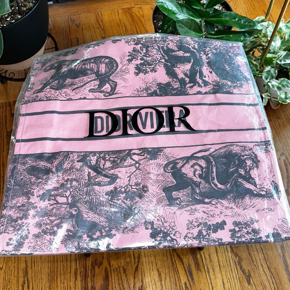 Christian Dior Dioriviera Pink Toile de Jouy Canvas Tote Bag GWP COA - Picture 6 of 13